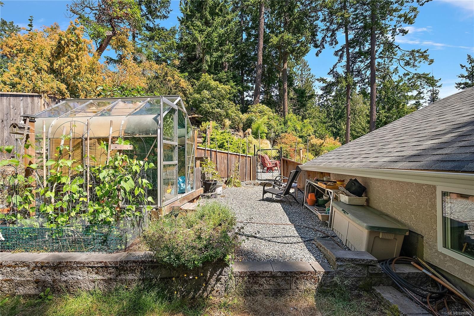 2250 Tryon Rd, North Saanich, BC