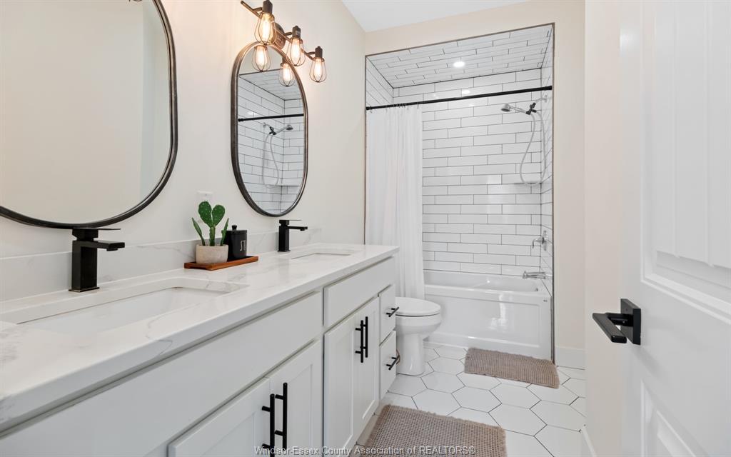 105 Conservation Boulevard, Kingsville, ON