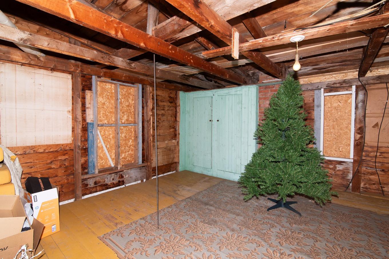 Storage - 383 Route 230 E., Sainte-Hélène-De-Kamouraska, QC - Indoor Photo Showing Basement