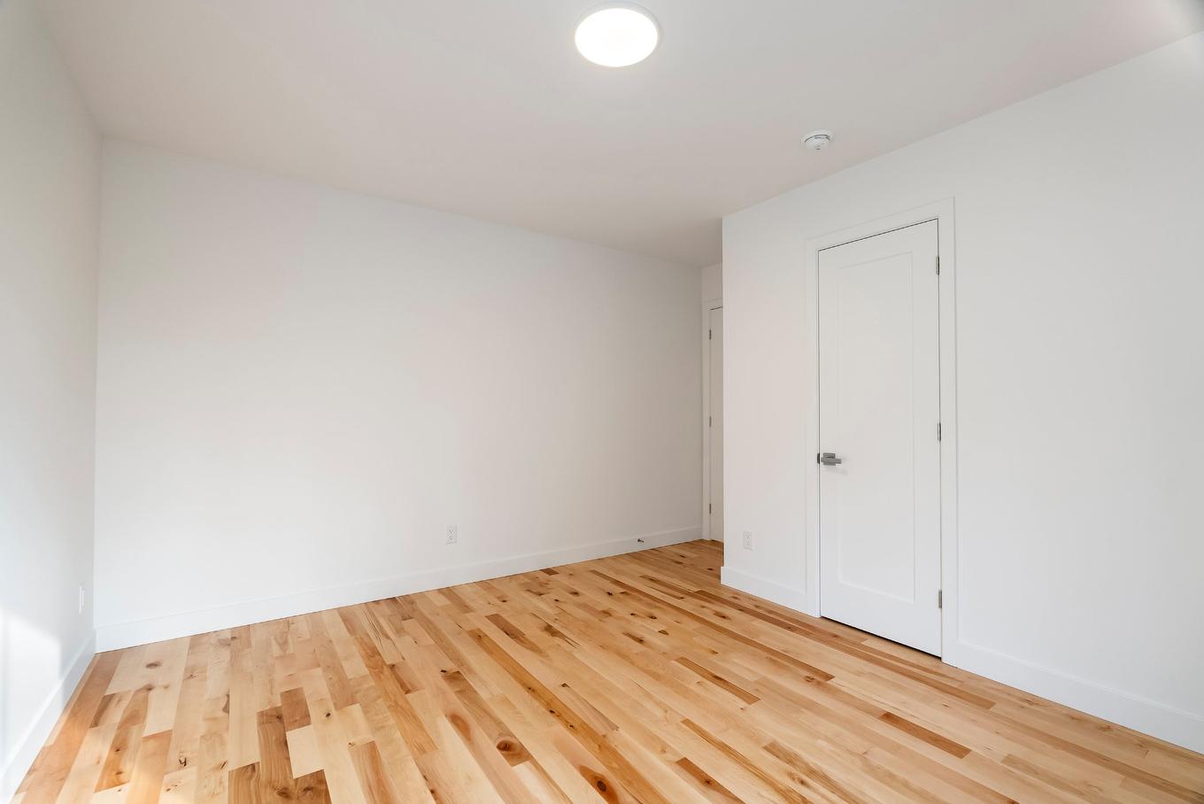 Bedroom - 7 Ch. Du Bruant, Lac-Beauport, QC - Indoor Photo Showing Other Room