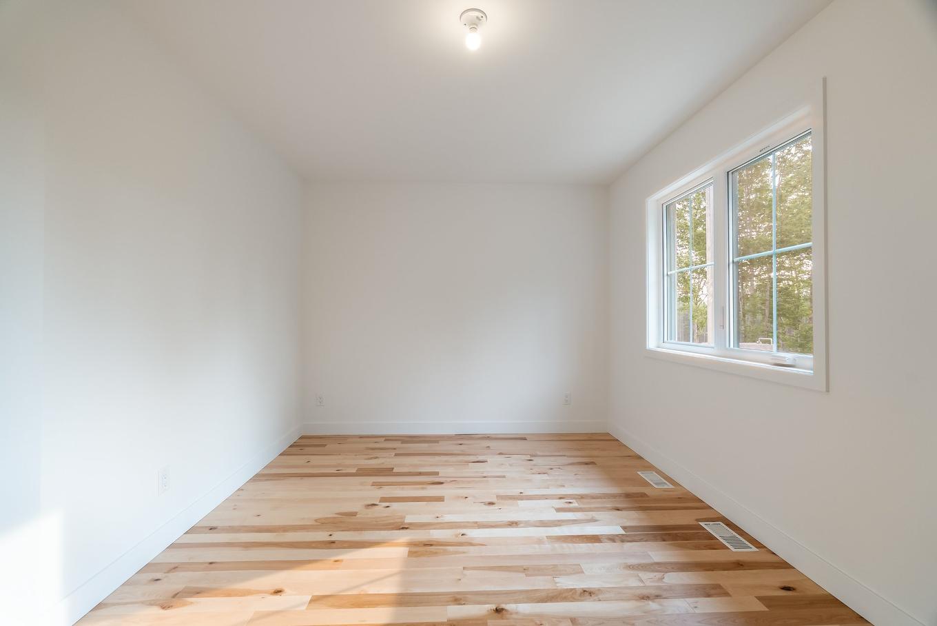 Bedroom - 7 Ch. Du Bruant, Lac-Beauport, QC - Indoor Photo Showing Other Room