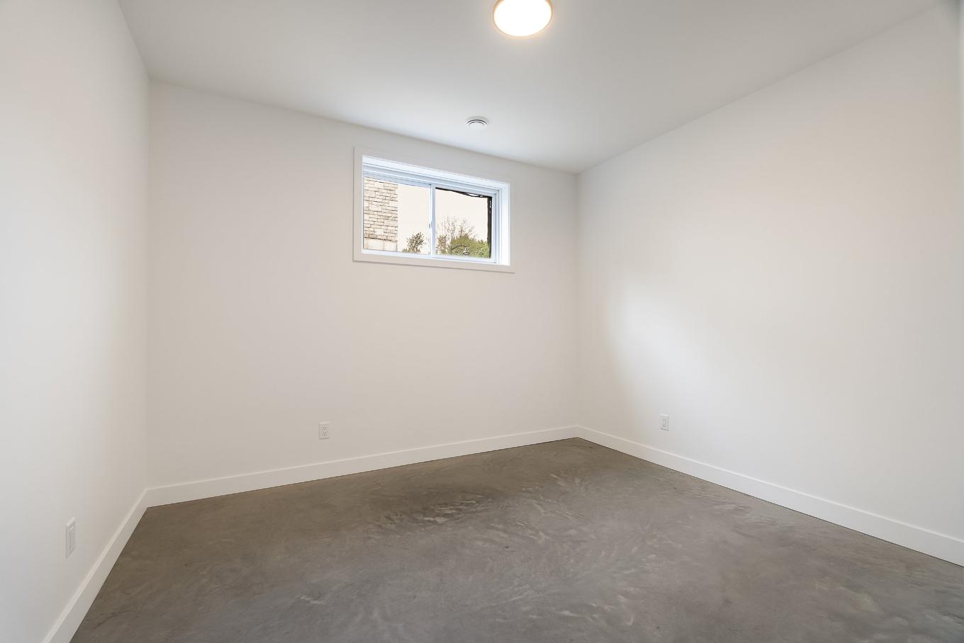 Bedroom - 7 Ch. Du Bruant, Lac-Beauport, QC - Indoor Photo Showing Other Room
