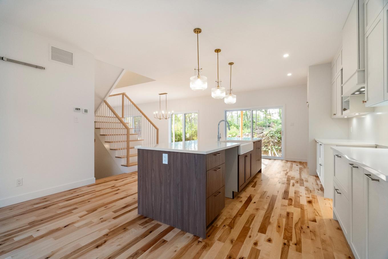 Kitchen - 7 Ch. Du Bruant, Lac-Beauport, QC - Indoor Photo Showing Kitchen With Upgraded Kitchen