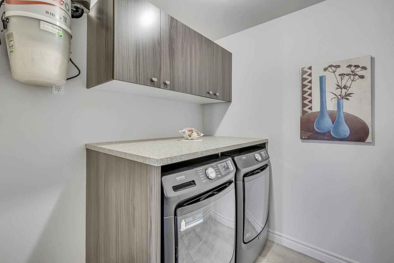 Salle de lavage - 505-5692 Rue St-Louis, Lévis (Desjardins), QC - Indoor Photo Showing Laundry Room