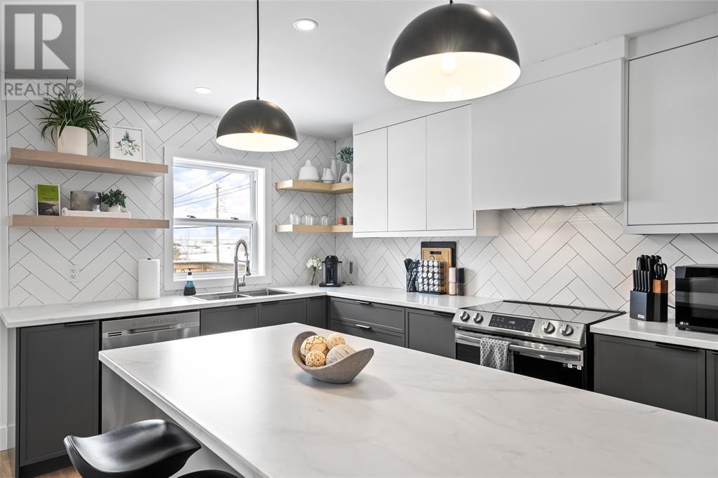 791 Conception Bay Highway, Conception Bay South, NL - Indoor Photo Showing Kitchen With Upgraded Kitchen