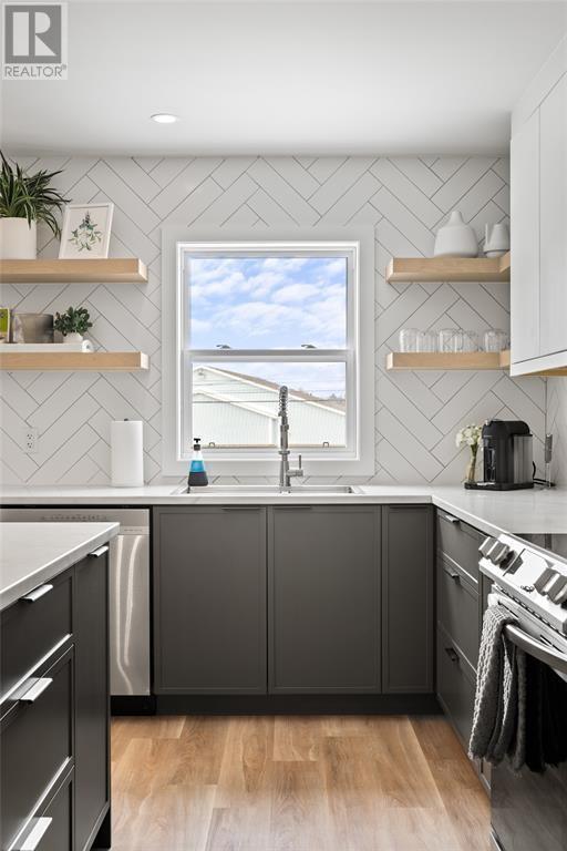 791 Conception Bay Highway, Conception Bay South, NL - Indoor Photo Showing Kitchen