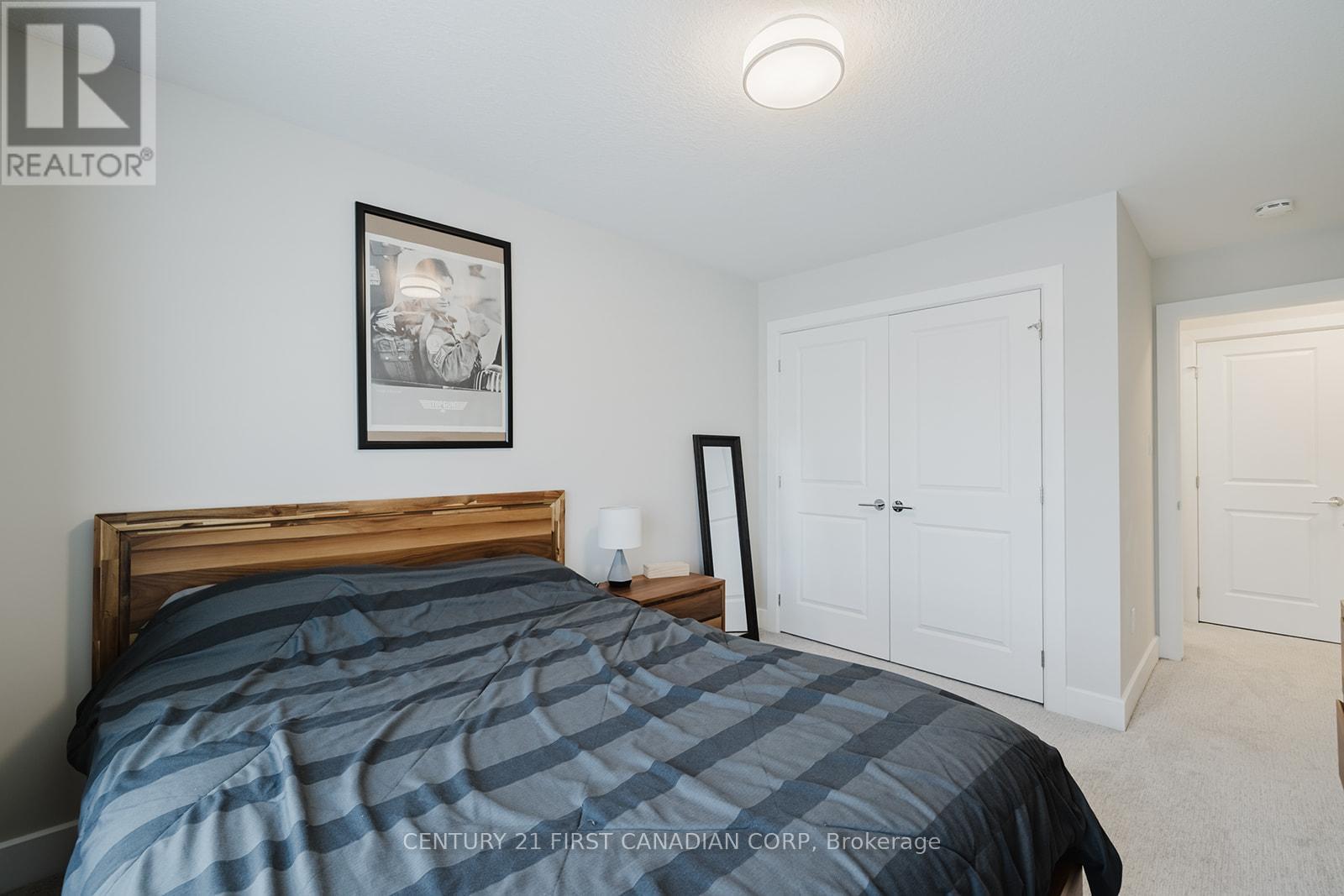 9 - 601 Lions Park Drive, Strathroy-Caradoc (Mount Brydges), ON - Indoor Photo Showing Bedroom