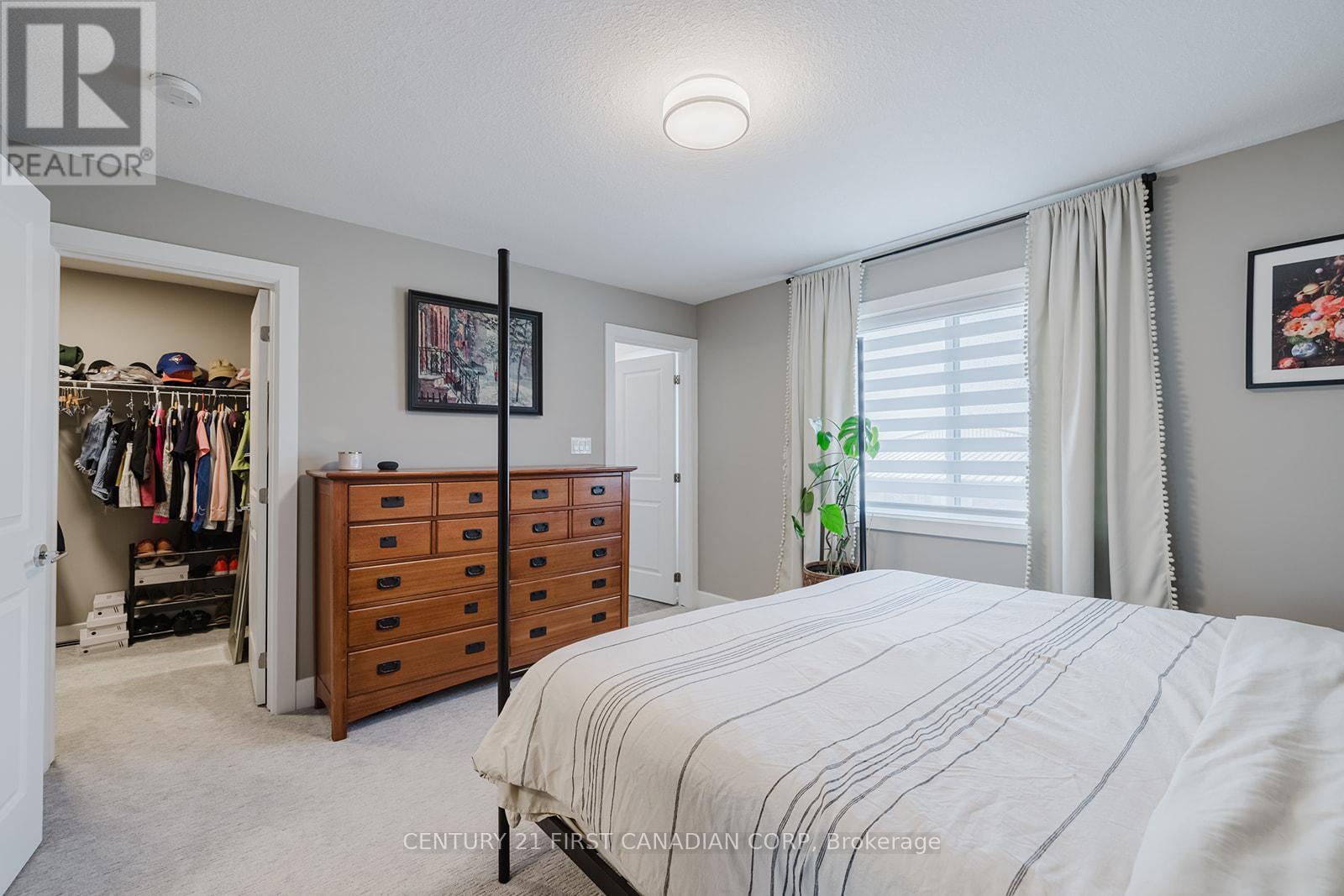 9 - 601 Lions Park Drive, Strathroy-Caradoc (Mount Brydges), ON - Indoor Photo Showing Bedroom