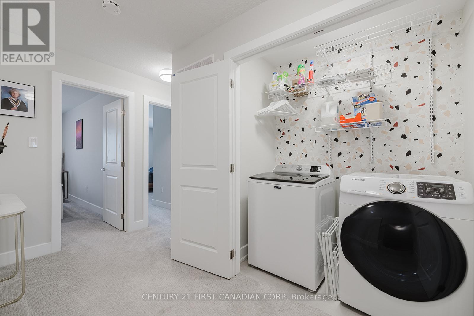 9 - 601 Lions Park Drive, Strathroy-Caradoc (Mount Brydges), ON - Indoor Photo Showing Laundry Room