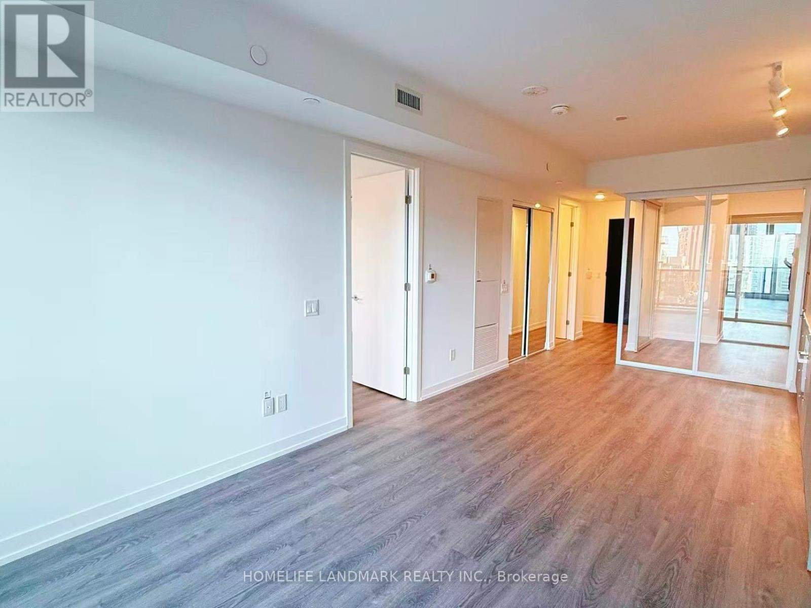 2201 - 771 Yonge Street, Toronto, ON - Indoor Photo Showing Other Room