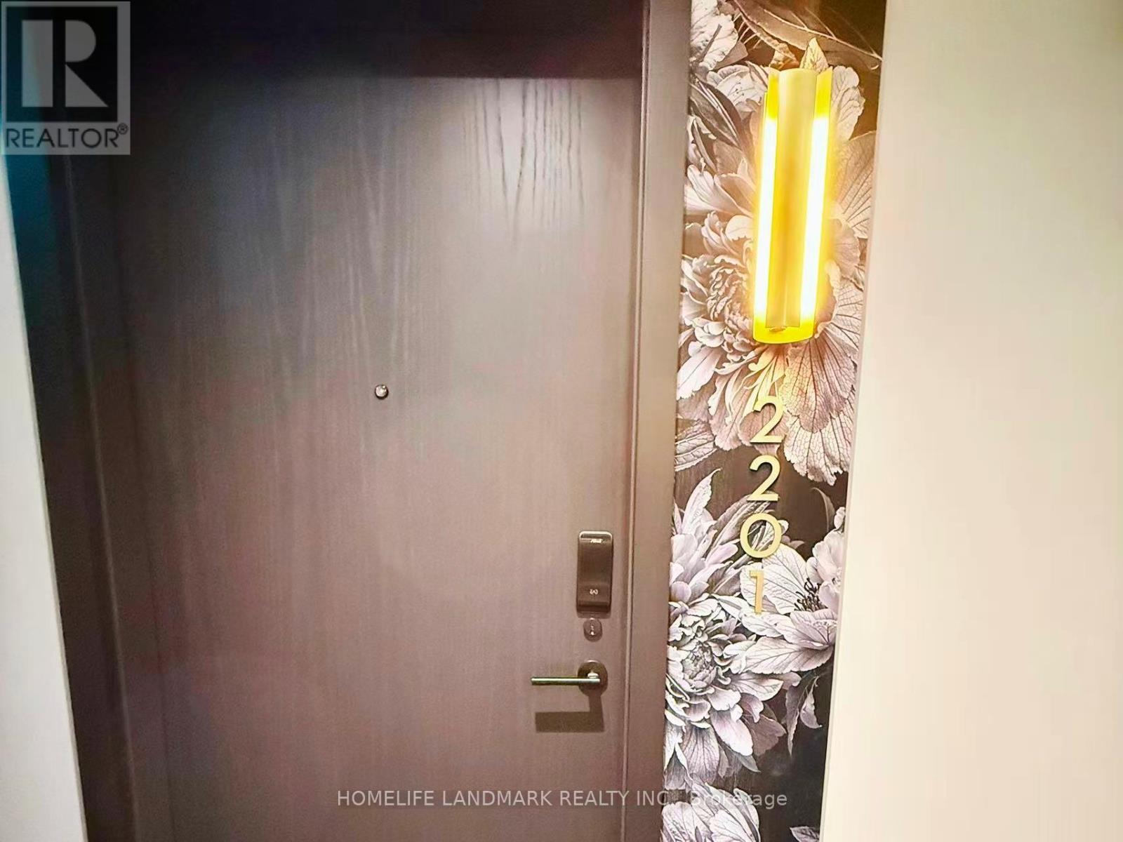 2201 - 771 Yonge Street, Toronto, ON - Indoor Photo Showing Other Room