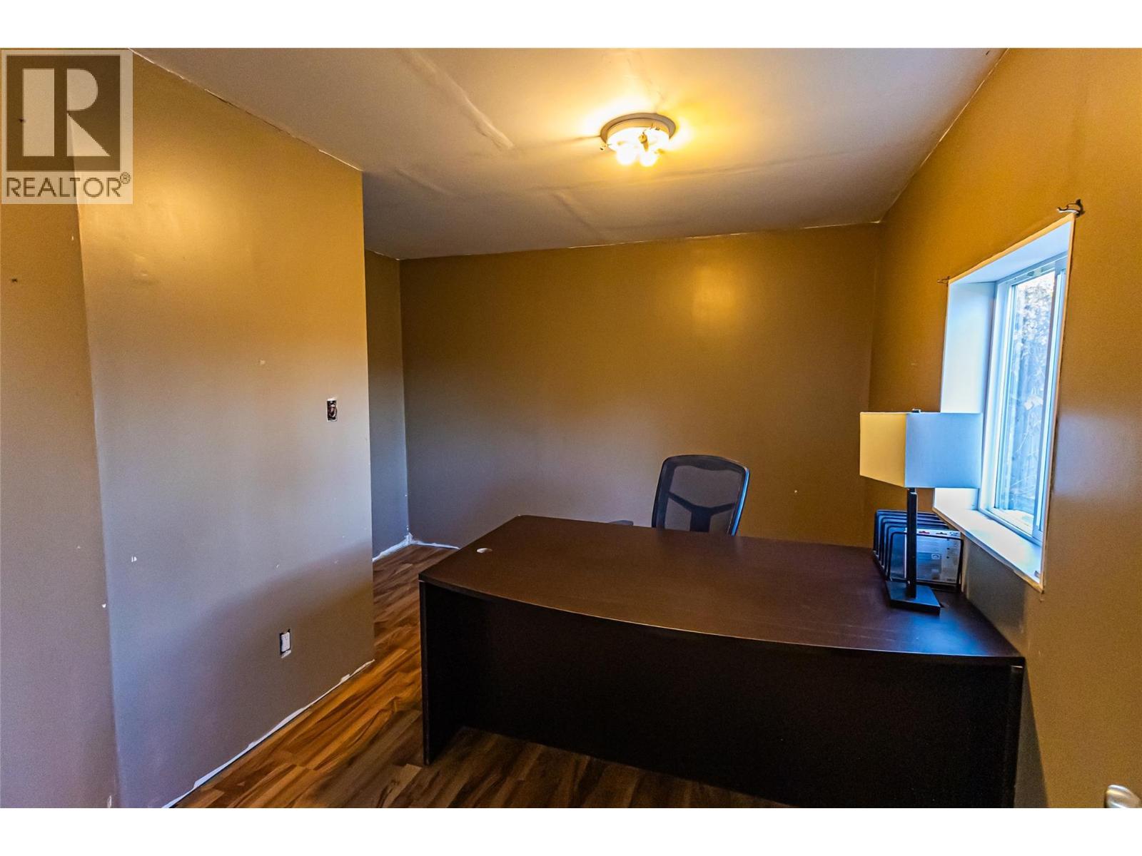 4912 47 Avenue, Pouce Coupe, BC - Indoor