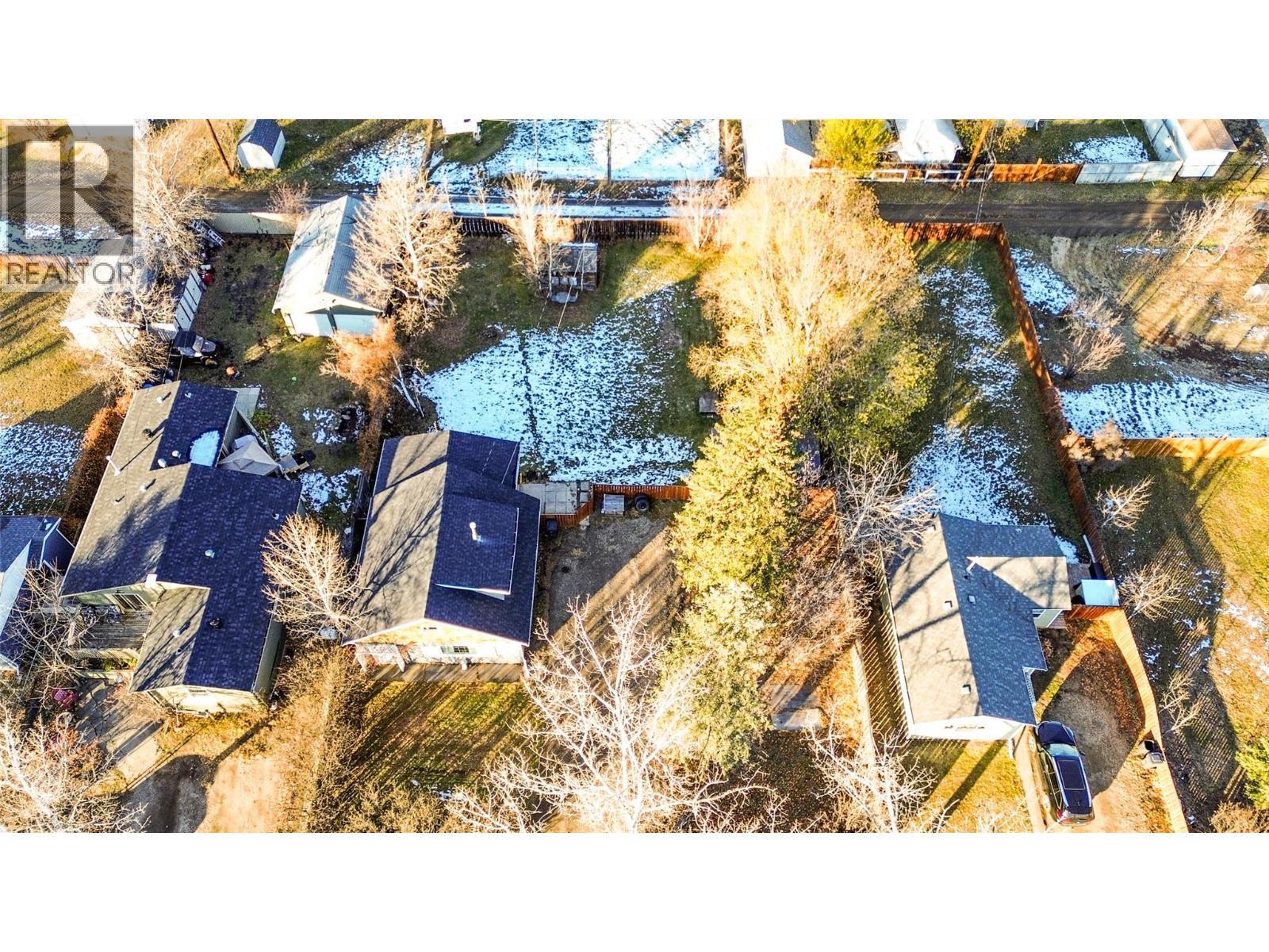 4912 47 Avenue, Pouce Coupe, BC - Outdoor