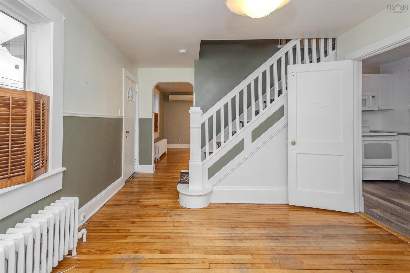 370 Hudson Street, New Waterford, NS