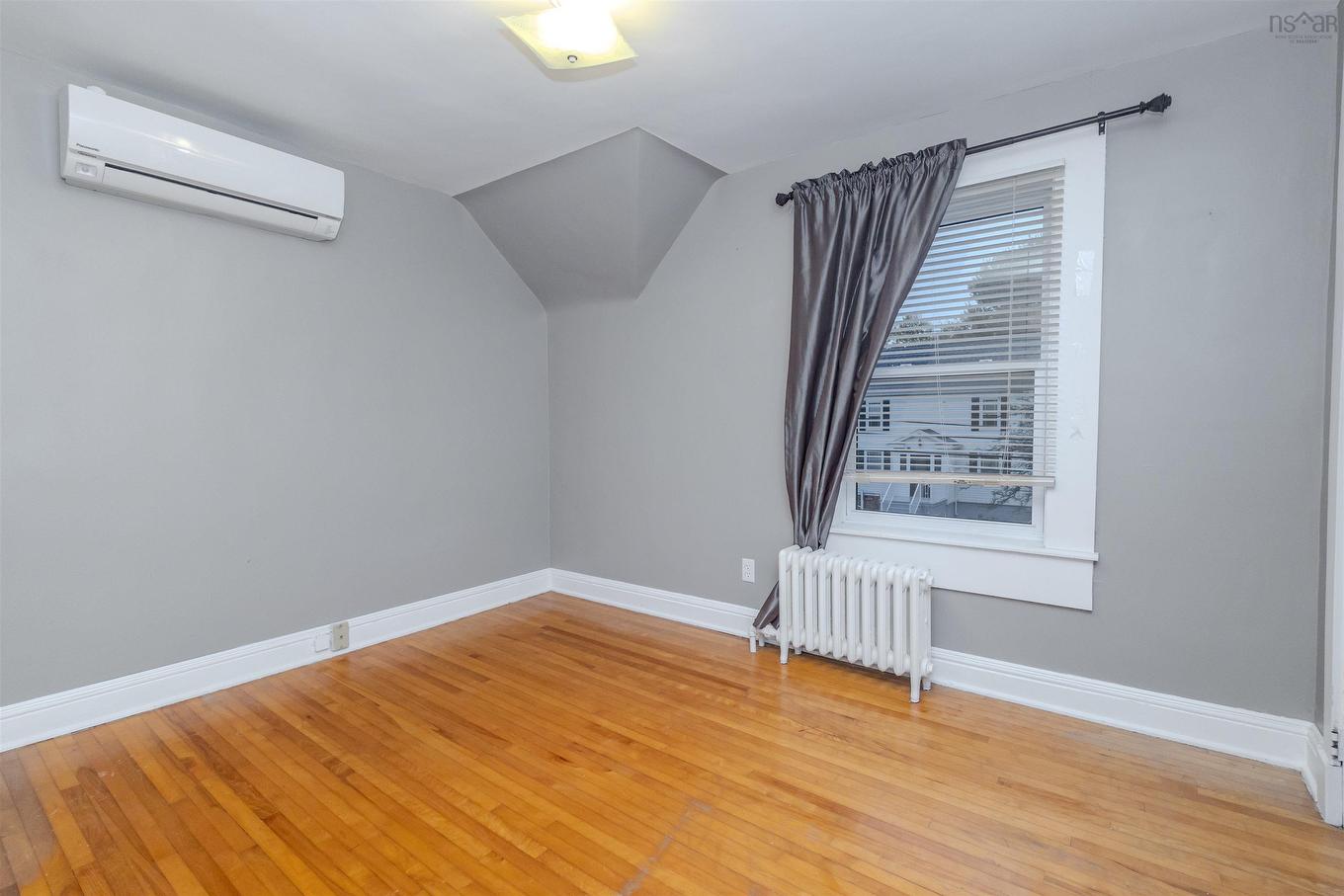 370 Hudson Street, New Waterford, NS