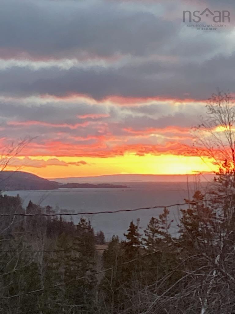 37 Claymore Lane, Big Pond, NS