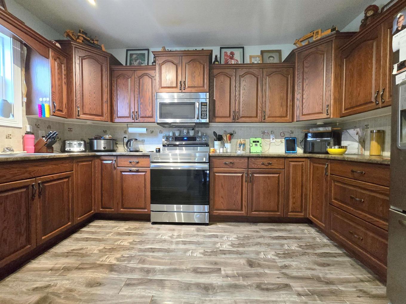 62 West Pleasant Street, Amherst, NS