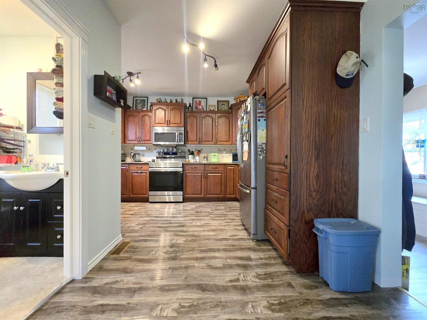 62 West Pleasant Street, Amherst, NS