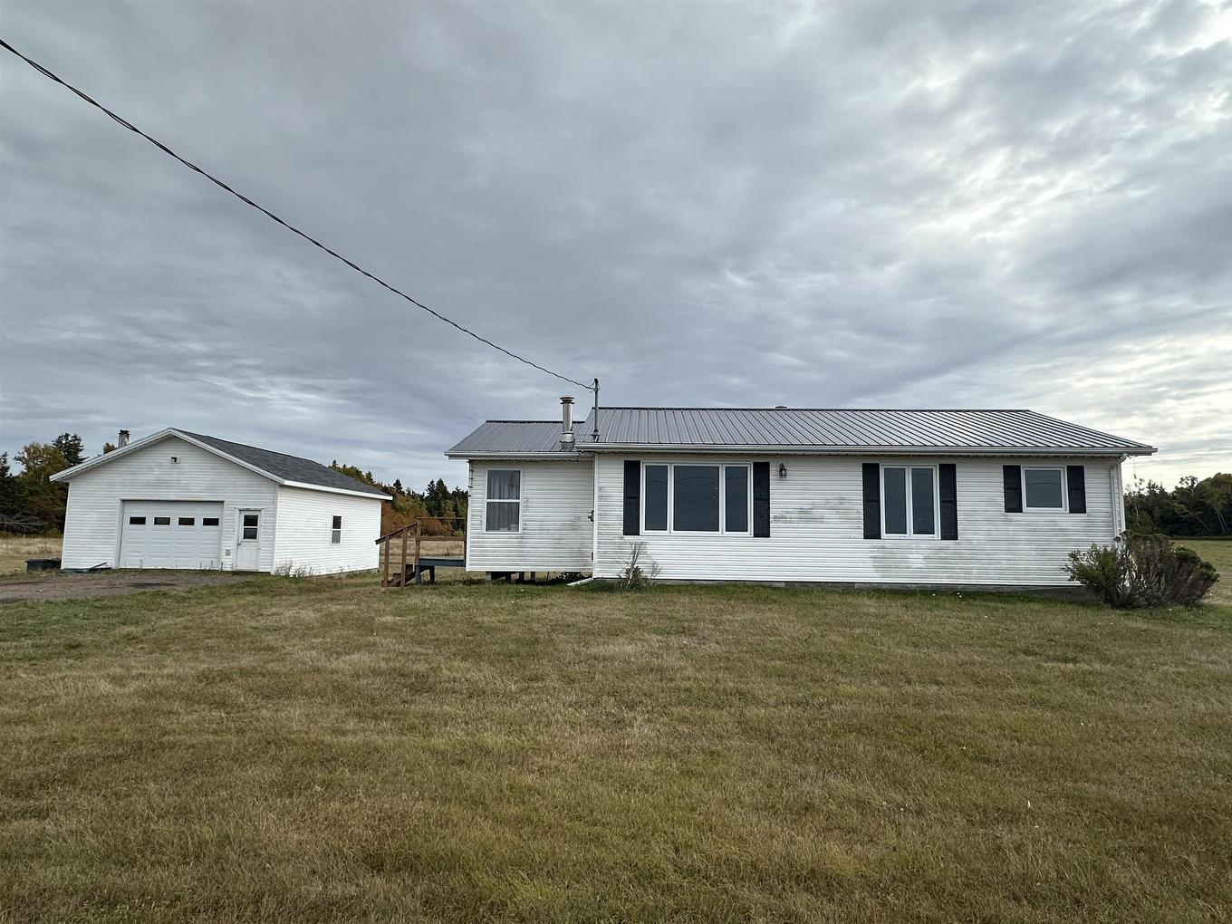 13157 Northside Road, Monticello, PE