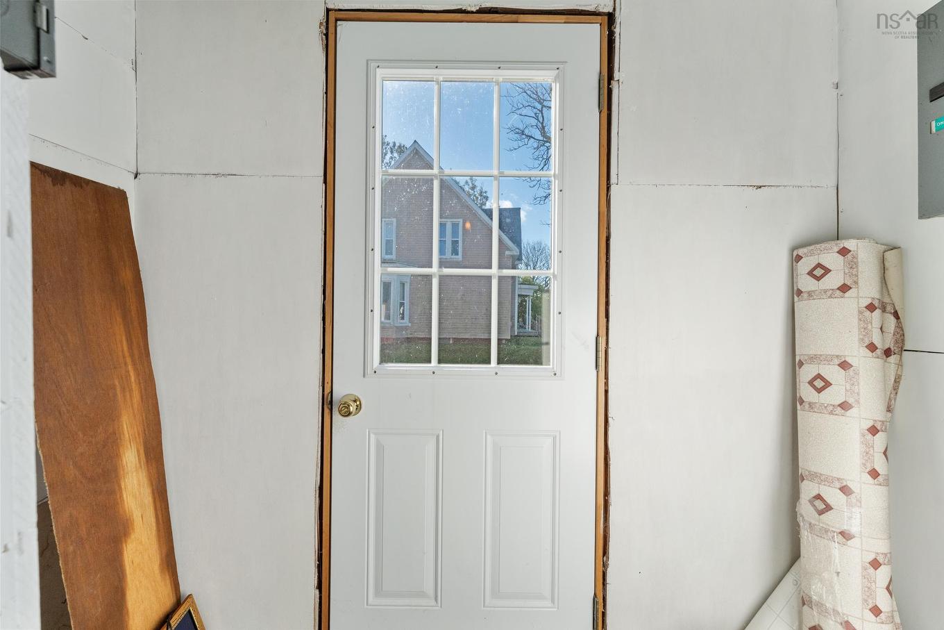 16 Commercial Street, Yarmouth, NS