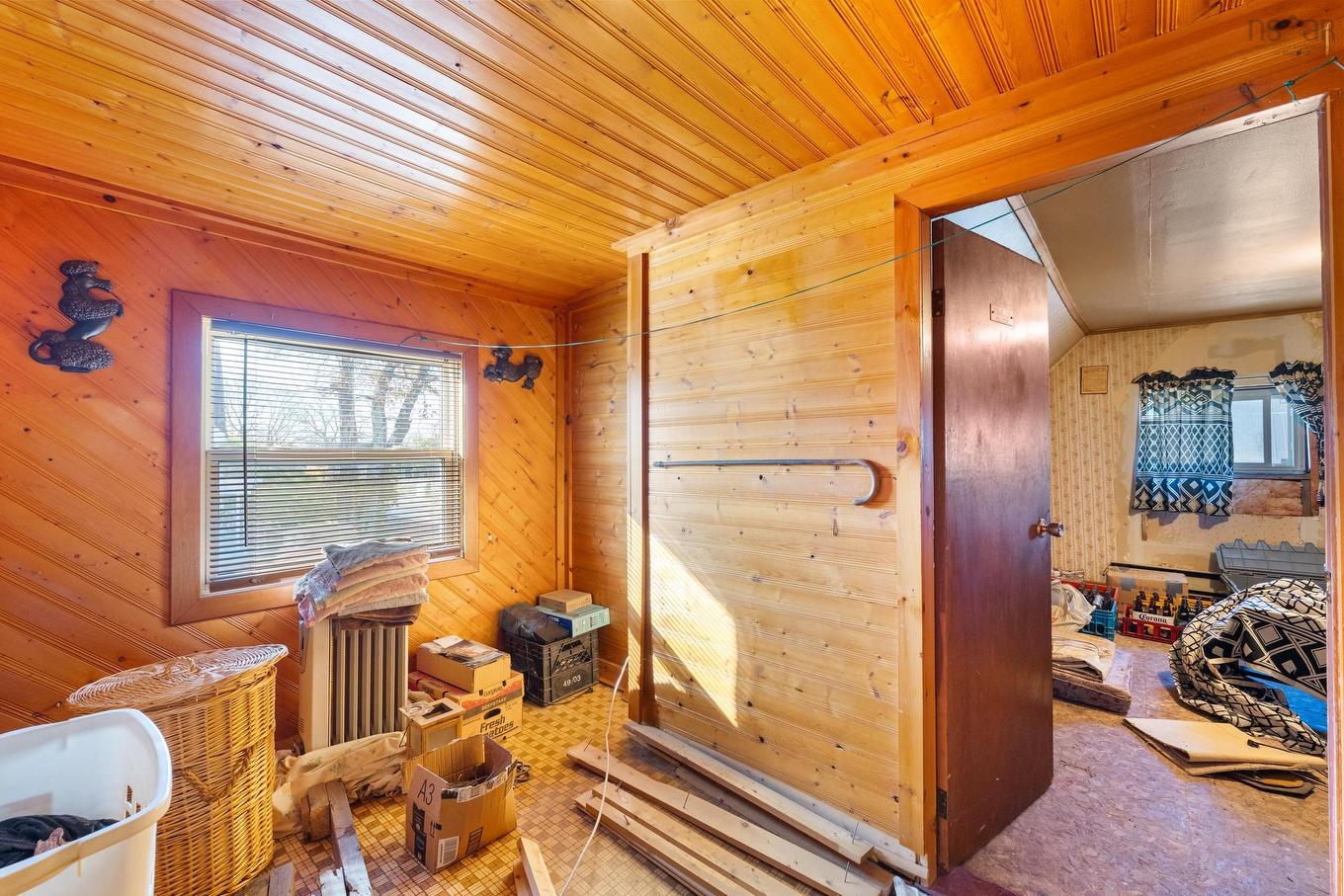 16 Commercial Street, Yarmouth, NS