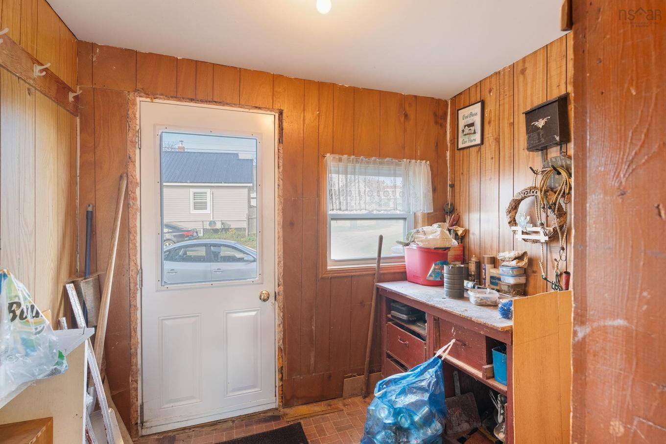 16 Commercial Street, Yarmouth, NS