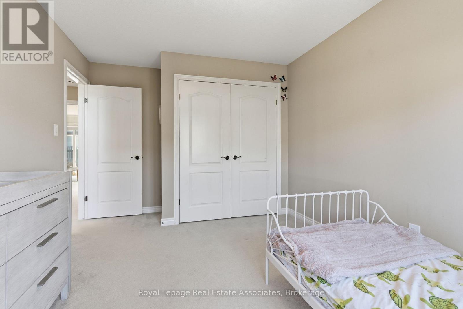 20 - 421 Kitty Murray Lane, Hamilton, ON - Indoor Photo Showing Bedroom