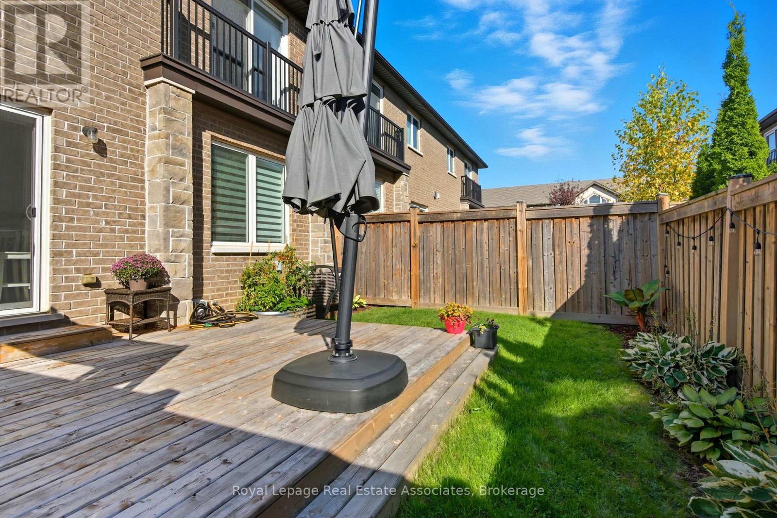 20 - 421 Kitty Murray Lane, Hamilton, ON - Outdoor