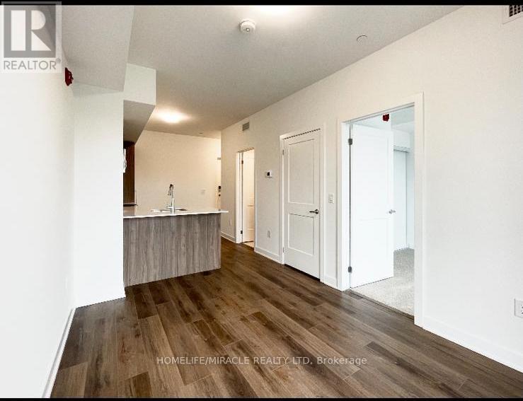 210 - 312 Erb Street W, Waterloo, ON - Indoor Photo Showing Other Room