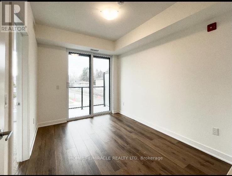 210 - 312 Erb Street W, Waterloo, ON - Indoor Photo Showing Other Room