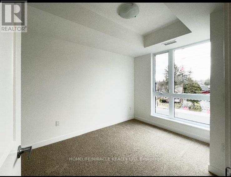 210 - 312 Erb Street W, Waterloo, ON - Indoor Photo Showing Other Room