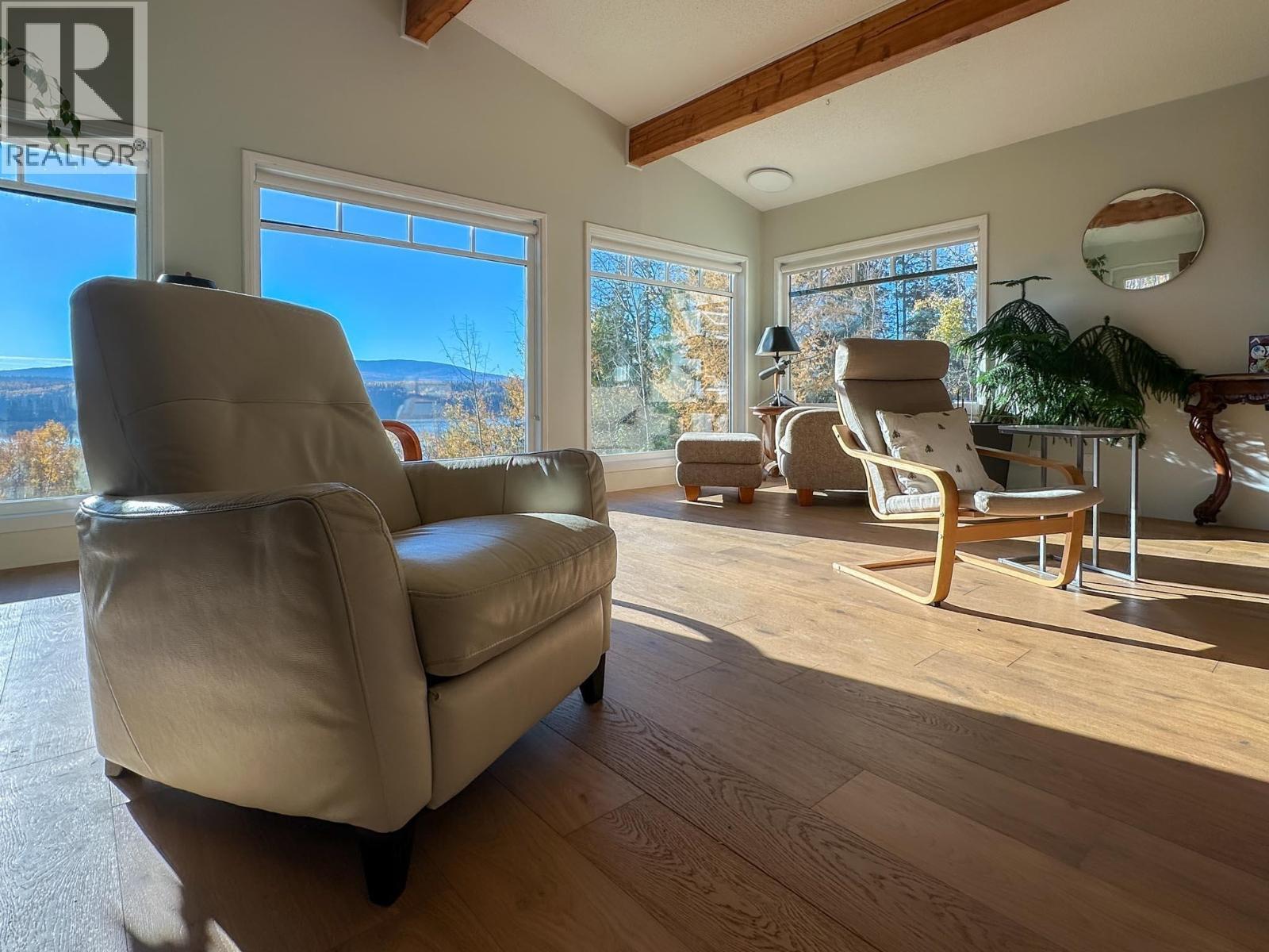 8137 Sinkut Lake Road, Vanderhoof, BC - Indoor Photo Showing Other Room