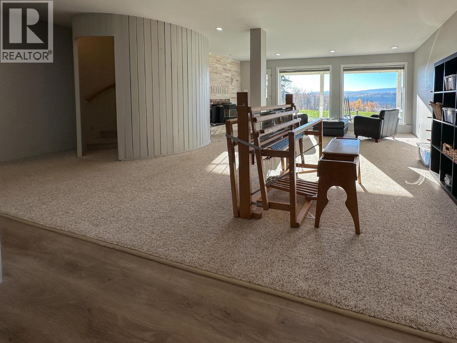 8137 Sinkut Lake Road, Vanderhoof, BC - Indoor