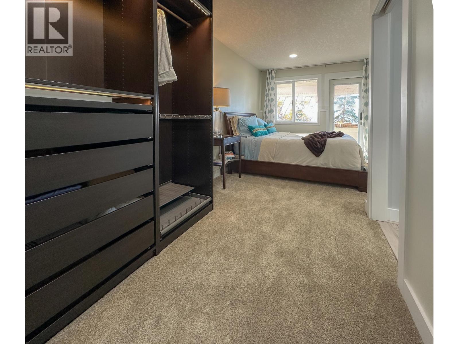 8137 Sinkut Lake Road, Vanderhoof, BC - Indoor Photo Showing Bedroom