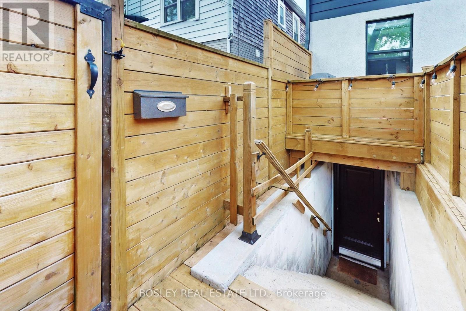 Lower - 33 Lawlor Avenue, Toronto, ON - Outdoor With Exterior