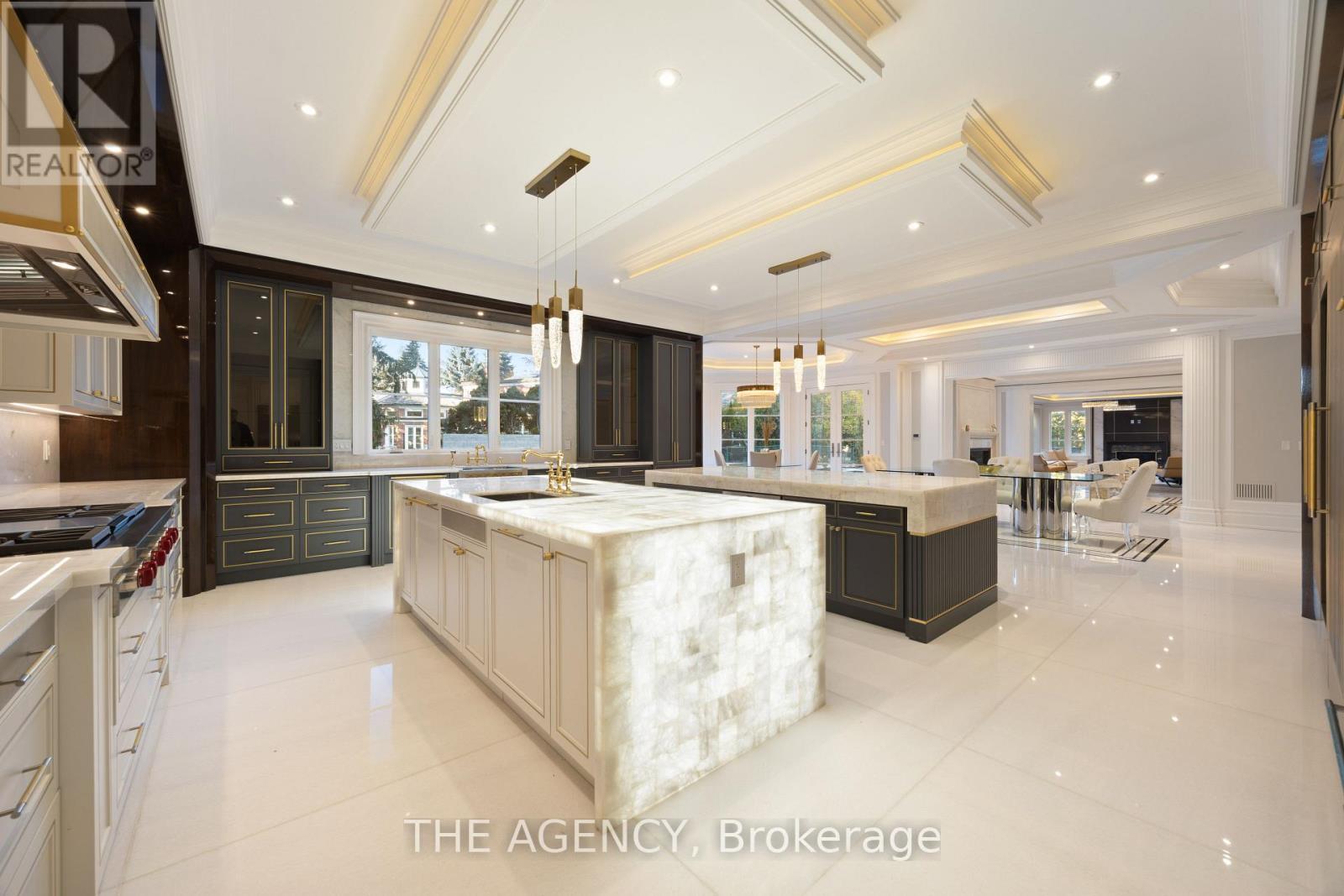100 Bayview Ridge, Toronto, ON - Indoor Photo Showing Kitchen With Upgraded Kitchen