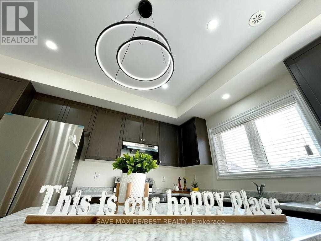 12 Aspen Hill Road, Brampton, ON - Indoor