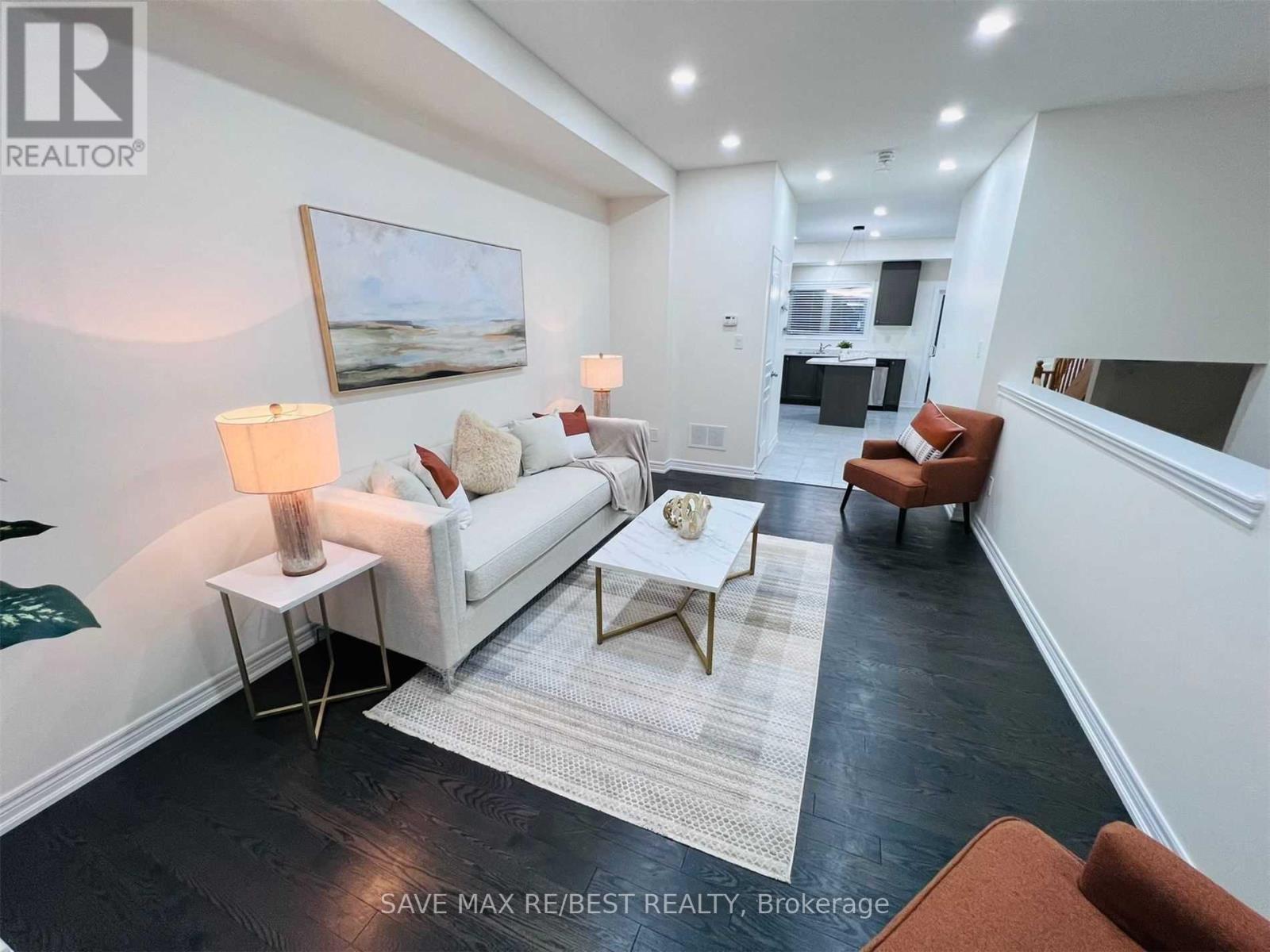 12 Aspen Hill Road, Brampton, ON - Indoor Photo Showing Living Room