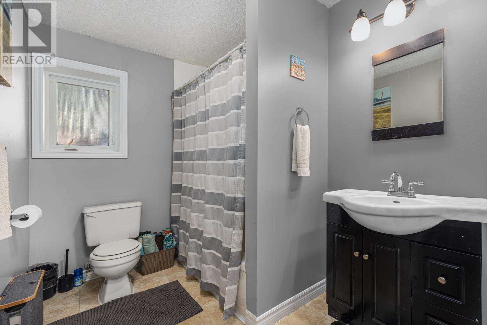10 Sauve Street, Mount Peal, NL - Indoor Photo Showing Bathroom