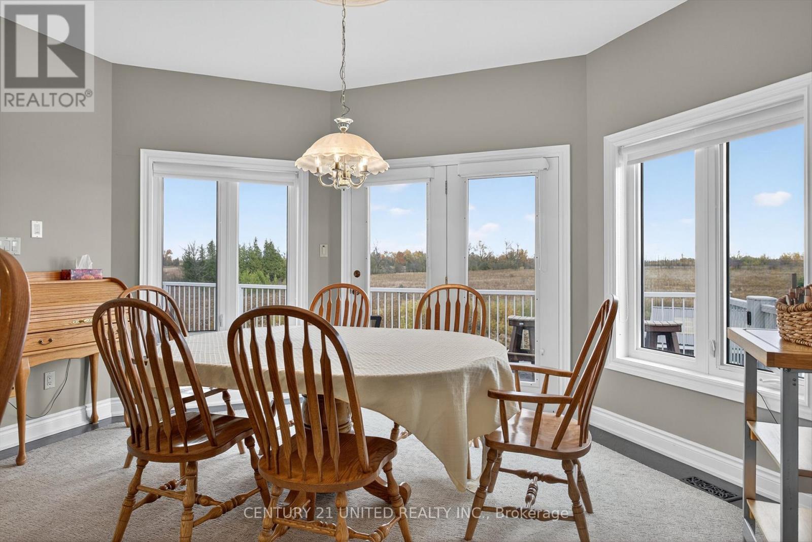 1599 Moore Drive, Cavan Monaghan (Cavan Twp), ON - Indoor Photo Showing Dining Room