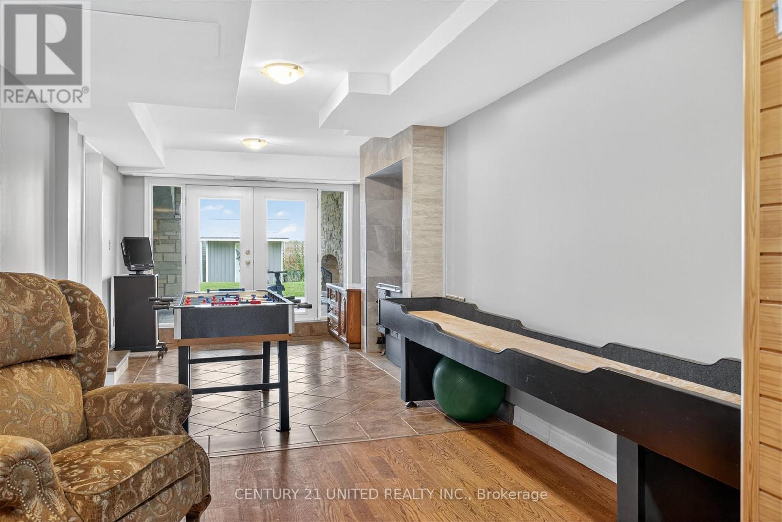 1599 Moore Drive, Cavan Monaghan (Cavan Twp), ON - Indoor