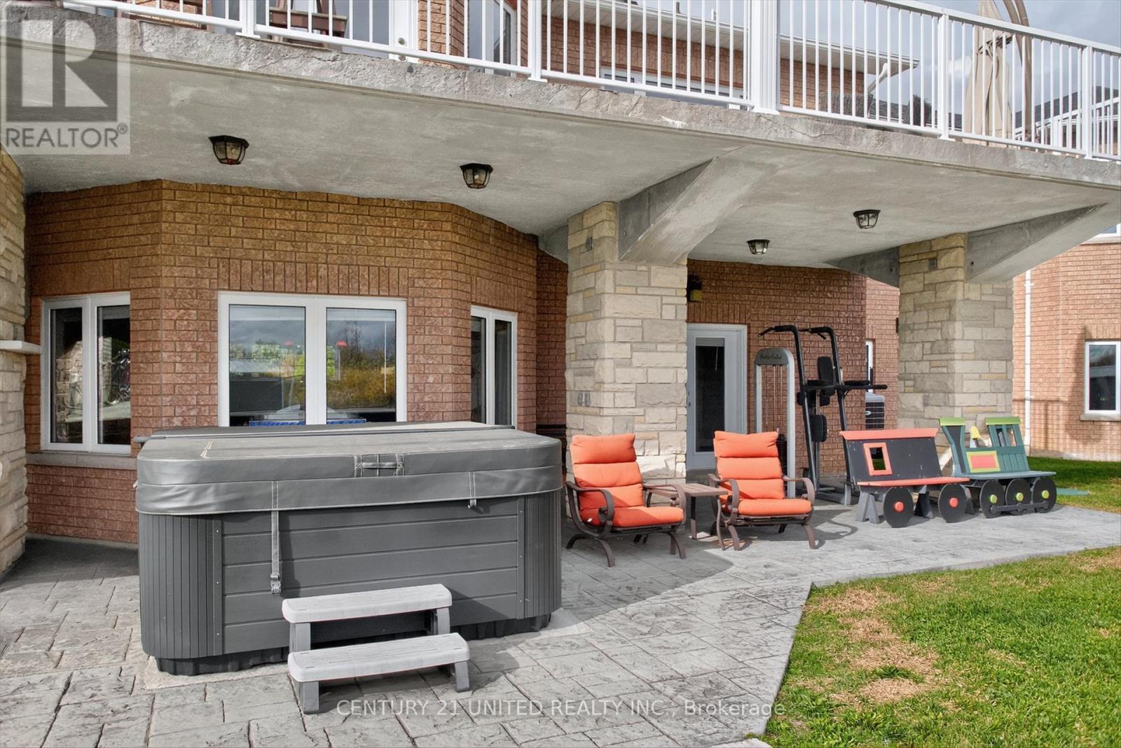 1599 Moore Drive, Cavan Monaghan (Cavan Twp), ON - Outdoor With Exterior