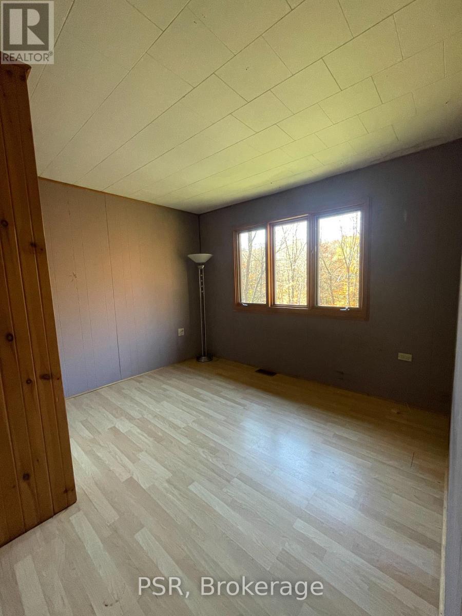 1094 Morinus Road, Muskoka Lakes (Medora), ON - Indoor Photo Showing Other Room