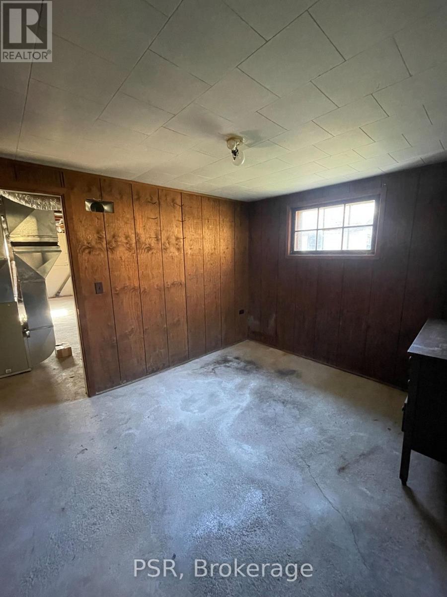 1094 Morinus Road, Muskoka Lakes (Medora), ON - Indoor