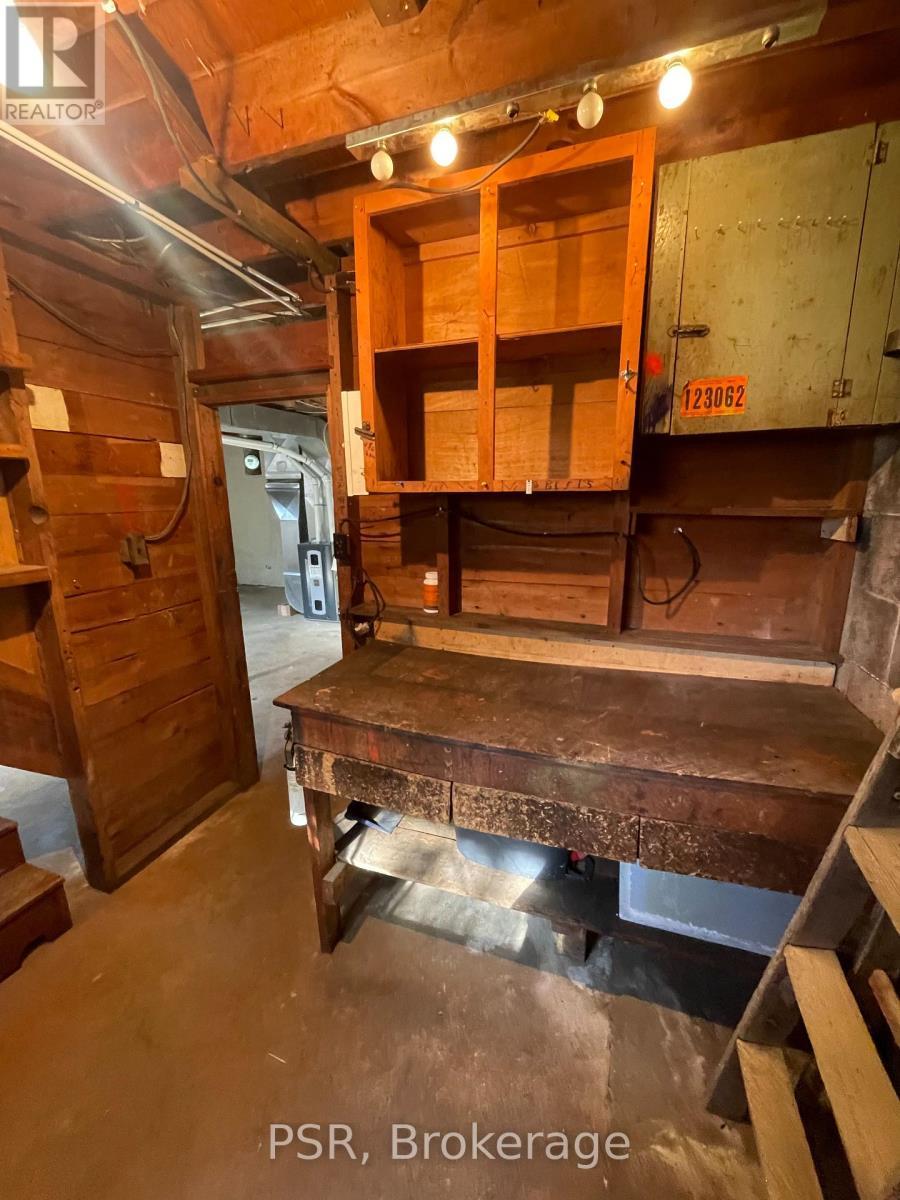 1094 Morinus Road, Muskoka Lakes (Medora), ON - Indoor Photo Showing Other Room