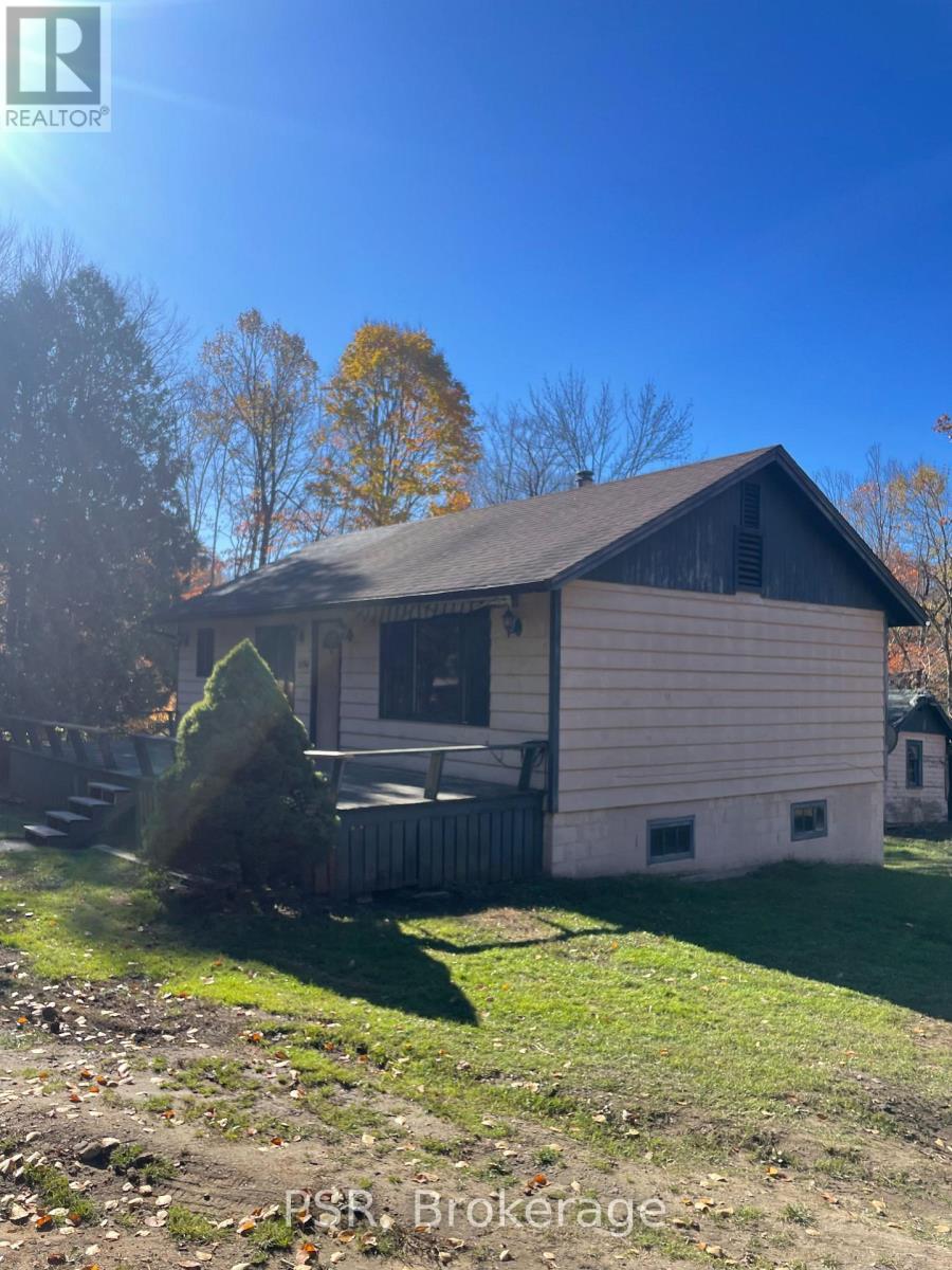 1094 Morinus Road, Muskoka Lakes (Medora), ON - Outdoor