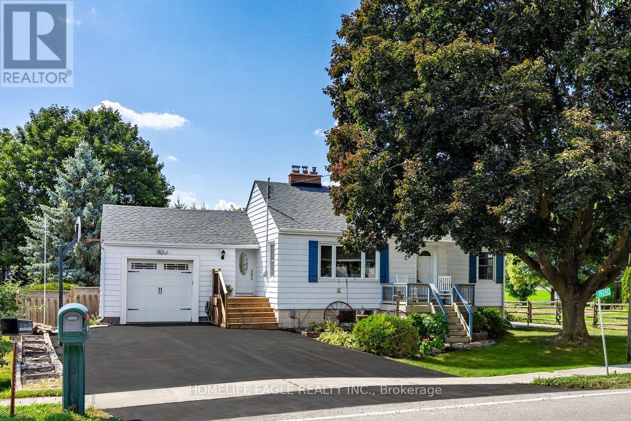 19280 Dufferin Street, King, ON - Outdoor With Facade