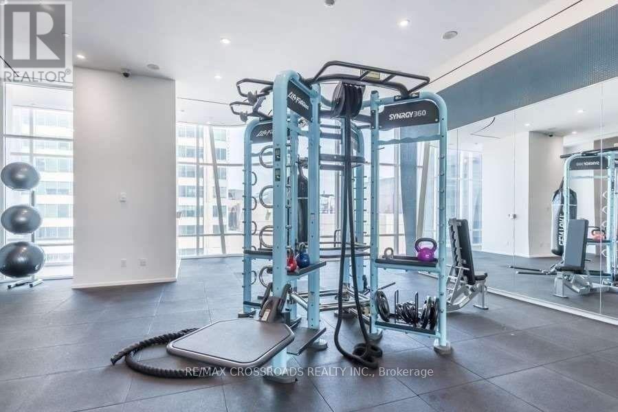 5010 - 1 Bloor Street E, Toronto, ON - Indoor Photo Showing Gym Room