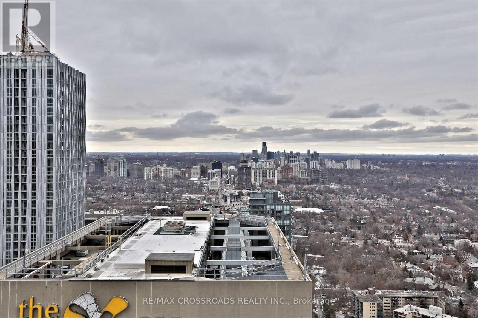 Unobstructed Clear View - 5010 - 1 Bloor Street E, Toronto, ON - Outdoor With View