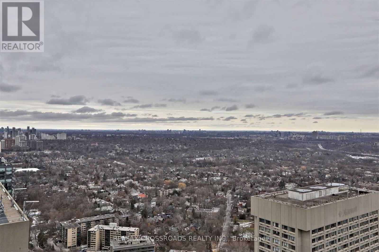Clear View Facing North - 5010 - 1 Bloor Street E, Toronto, ON - Outdoor With View